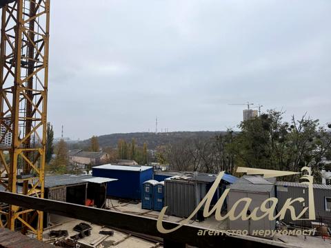 комерційна за адресою Андрія Верхогляда вул. (Михайла Драгомирова), 30