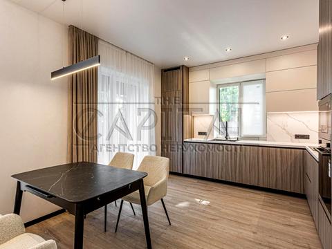 дом по адресу вулиця Привітна