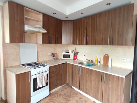 квартира за адресою Довженка вул., 12