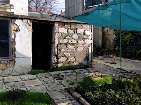 будинок за адресою Контрадмірала Остроградського вул. (Макарова), 10