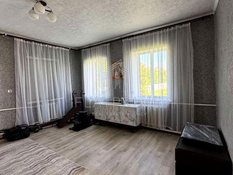 будинок за адресою Набережна, 35