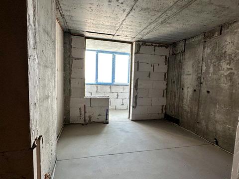 квартира за адресою Сім'ї Кульженків вул. (Петра Дегтяренка), 22/1