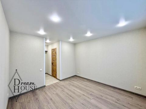 комерційна за адресою Винниченка вул., 10