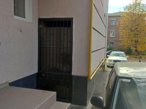 комерційна за адресою Вокзальна вул., 18