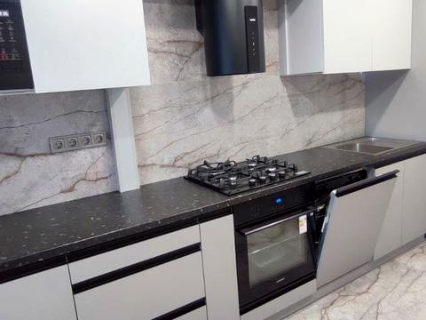 квартира за адресою 20-річчя перемоги, 4