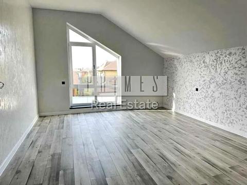 будинок за адресою Молодіжна