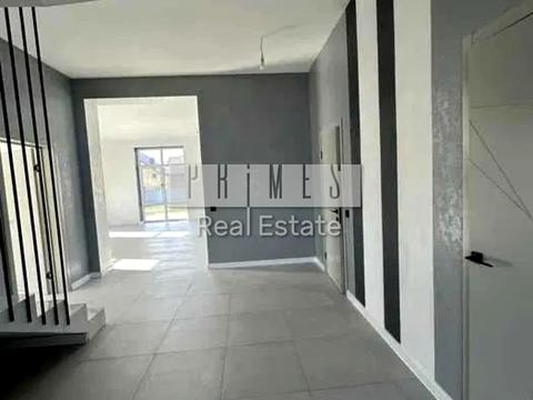 будинок за адресою Молодіжна