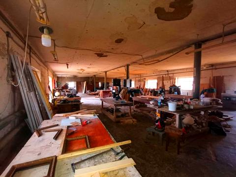 комерційна за адресою Шевченка вул., 253