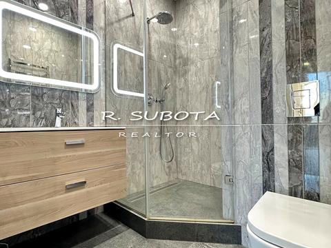 квартира за адресою Степана Бандери вул. (Шмідта), 15