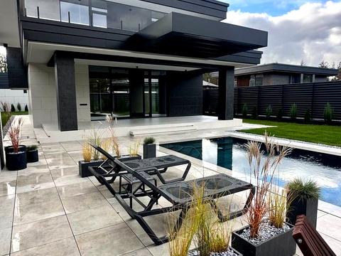 дом по адресу Апрельская ул.