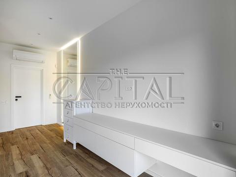 дом по адресу Івана Сірка ул.