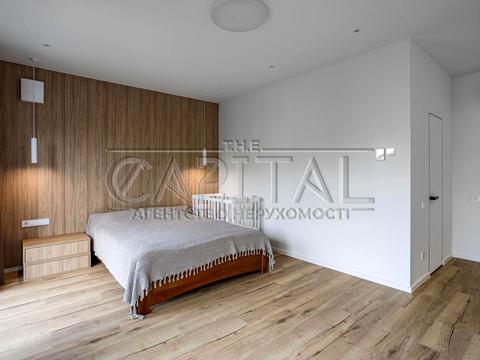 дом по адресу Івана Сірка ул.