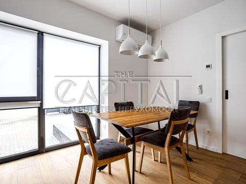 дом по адресу Івана Сірка ул.