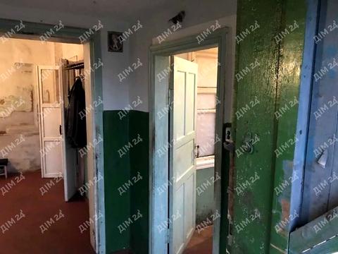 будинок за адресою Центральна, 1