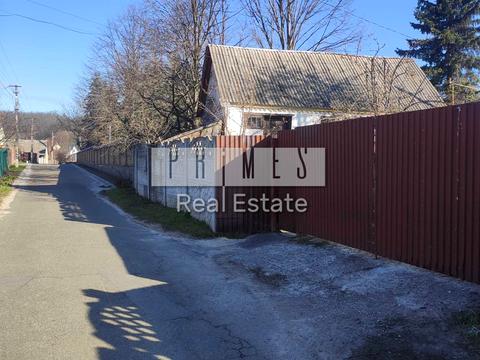 будинок за адресою Першотравнева вул.