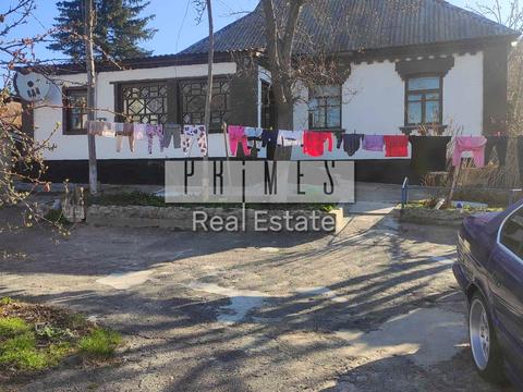 будинок за адресою Першотравнева вул.