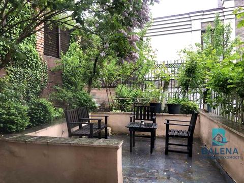 будинок за адресою Павла Загребельного вул. (Миколи Раєвського), 18