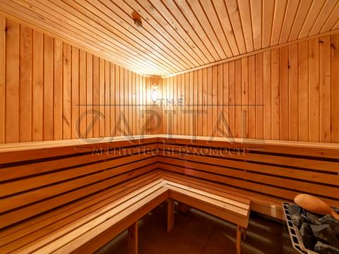 будинок за адресою Патріарха Володимира Романюка вул. (Жовтнева), 7