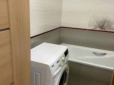 квартира по адресу Ревуцкого ул., 42-А