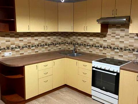 квартира по адресу Ревуцкого ул., 42-А