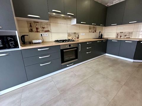 квартира по адресу Олега Антонова ул. (Карла Маркса), 13в