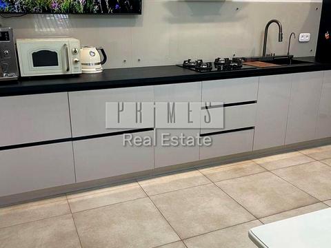 будинок за адресою 1 Травня вул.