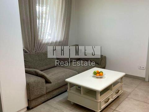 будинок за адресою 1 Травня вул.