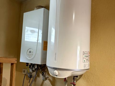 дом по адресу Українська ул., 12