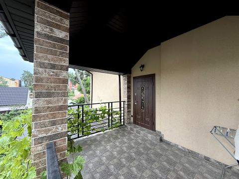 дом по адресу Українська ул., 12