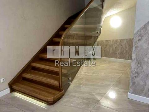 будинок за адресою Грушева вул.