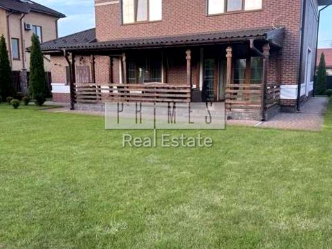 будинок за адресою Грушева вул.