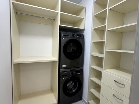 квартира за адресою Євгена Коновальця вул., 35