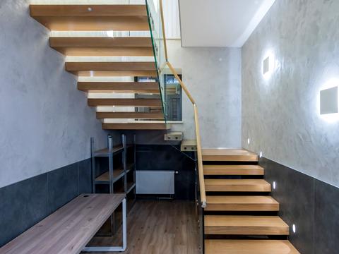 комерційна за адресою Воздвиженська вул., 22