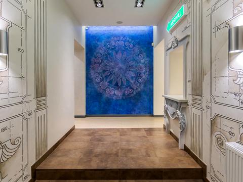 комерційна за адресою Воздвиженська вул., 22