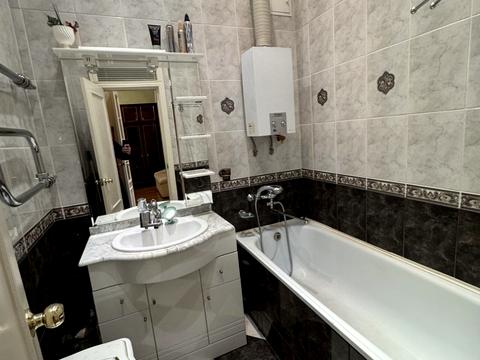 квартира за адресою Михайла Бойчука вул. (Кіквідзе), 15-Б