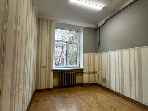 коммерческая по адресу Черновола просп. (700-летия Львова), 1