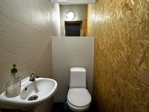 коммерческая по адресу Черновола просп. (700-летия Львова), 1