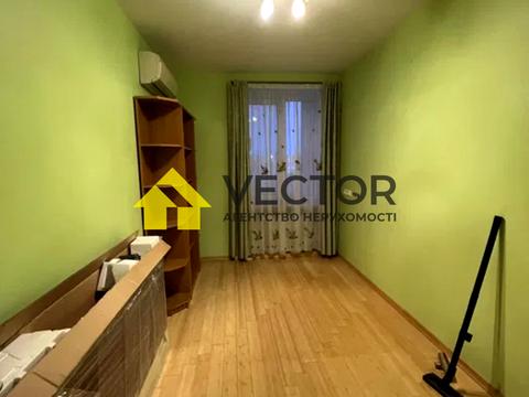 квартира за адресою Соборності вул. (Жовтнева), 50