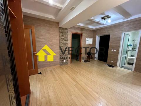 квартира за адресою Соборності вул. (Жовтнева), 50