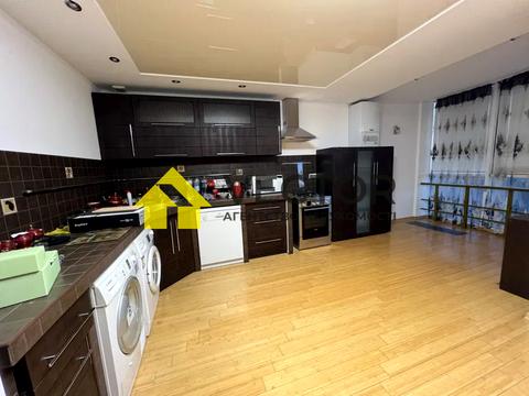 квартира за адресою Соборності вул. (Жовтнева), 50