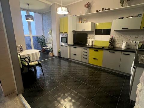 квартира за адресою Гната Хоткевича вул. (Червоногвардійська), 12