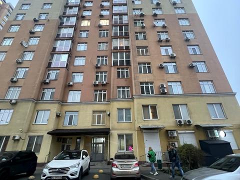 квартира за адресою Гната Хоткевича вул. (Червоногвардійська), 12