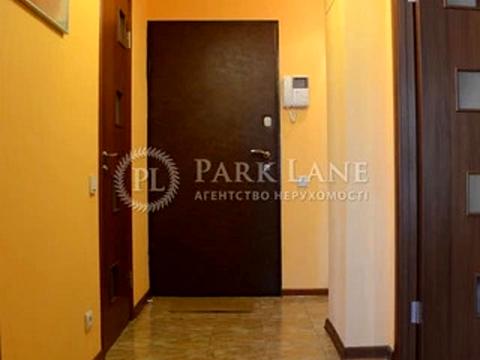 квартира по адресу Александра Мишуги ул., 2