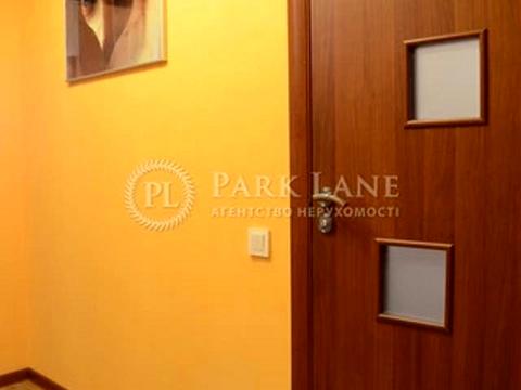 квартира по адресу Александра Мишуги ул., 2