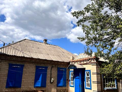 будинок за адресою набережна, 100