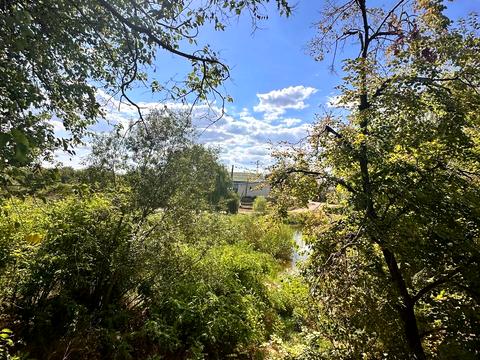 будинок за адресою набережна, 100