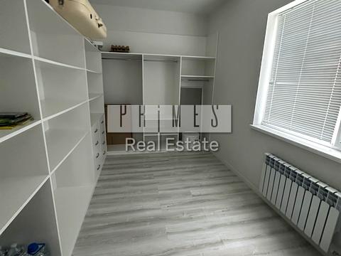 будинок за адресою Квітнева вул.