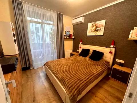 квартира за адресою Соборна вул., 104/5