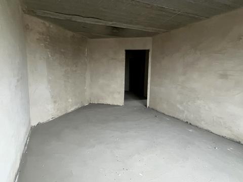 квартира за адресою Довженка вул., 32