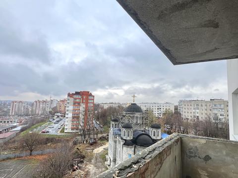 квартира за адресою Довженка вул., 32